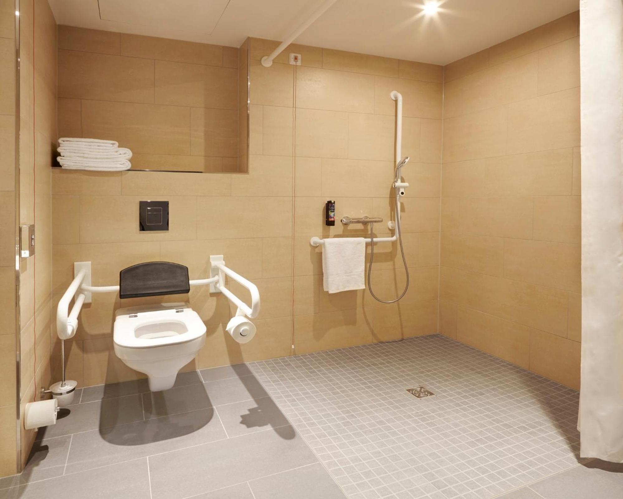 Holiday Inn - The Niu, Air Frankfurt Messe By Ihg Frankfurt am Main Ngoại thất bức ảnh